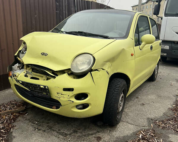 Желтый Чери Кью Кью, объемом двигателя 1.1 л и пробегом 80 тыс. км за 800 $, фото 4 на Automoto.ua