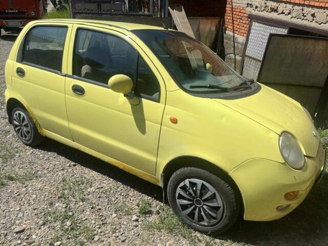 Жовтий Чері Кью Кью, об'ємом двигуна 1.1 л та пробігом 195 тис. км за 1600 $, фото 2 на Automoto.ua