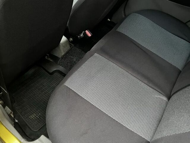 Жовтий Чері Кью Кью, об'ємом двигуна 1.1 л та пробігом 186 тис. км за 2300 $, фото 7 на Automoto.ua