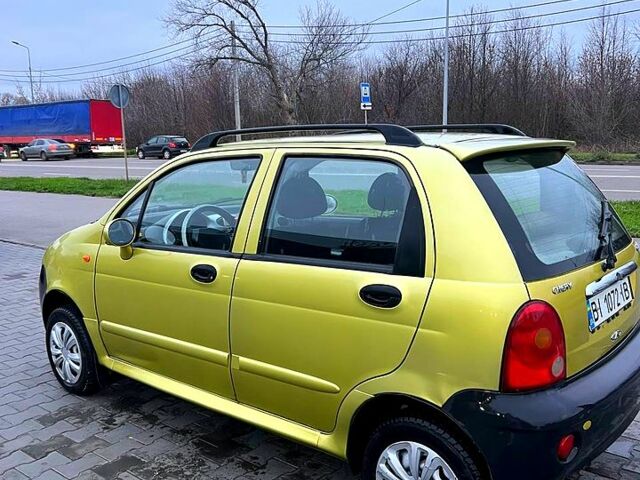 Жовтий Чері Кью Кью, об'ємом двигуна 1.1 л та пробігом 66 тис. км за 2000 $, фото 3 на Automoto.ua