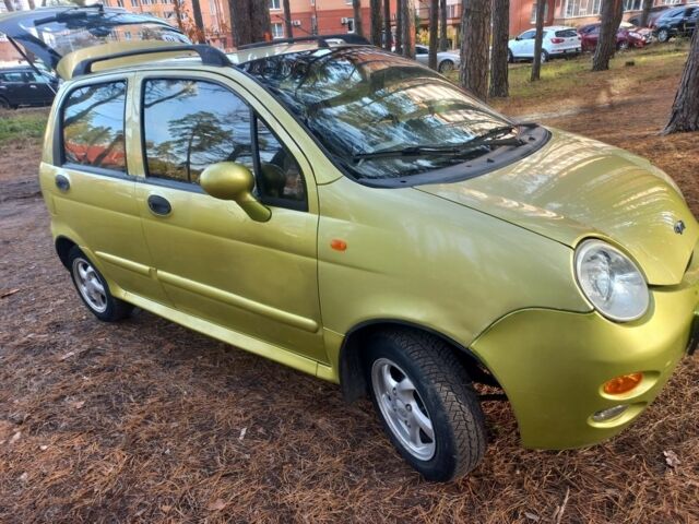 Желтый Чери Кью Кью, объемом двигателя 1.1 л и пробегом 150 тыс. км за 1500 $, фото 12 на Automoto.ua