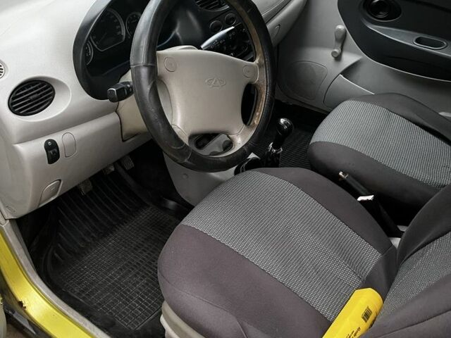 Жовтий Чері Кью Кью, об'ємом двигуна 1.1 л та пробігом 186 тис. км за 2300 $, фото 6 на Automoto.ua