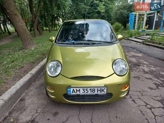 Желтый Чери Кью Кью, объемом двигателя 1.08 л и пробегом 100 тыс. км за 2300 $, фото 2 на Automoto.ua
