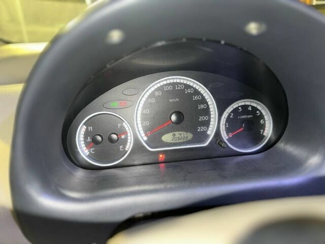 Желтый Чери Кью Кью, объемом двигателя 1.1 л и пробегом 200 тыс. км за 1899 $, фото 6 на Automoto.ua