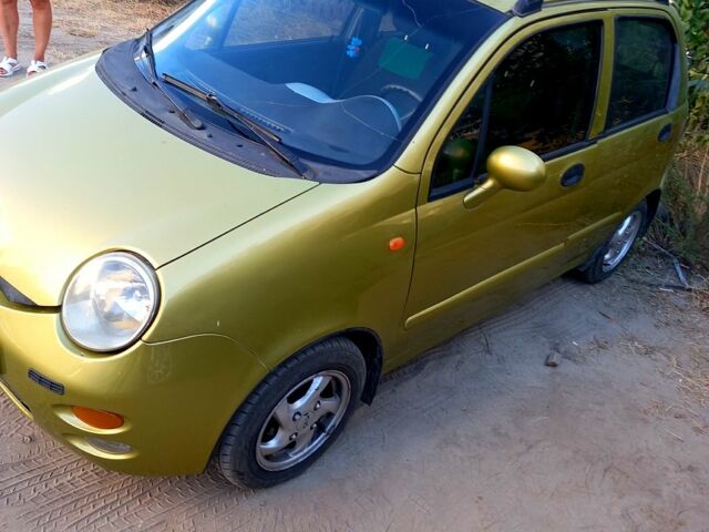 Жовтий Чері Кью Кью, об'ємом двигуна 1.1 л та пробігом 140 тис. км за 2200 $, фото 3 на Automoto.ua