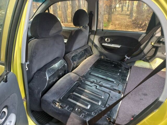 Желтый Чери Кью Кью, объемом двигателя 1.1 л и пробегом 150 тыс. км за 1500 $, фото 11 на Automoto.ua