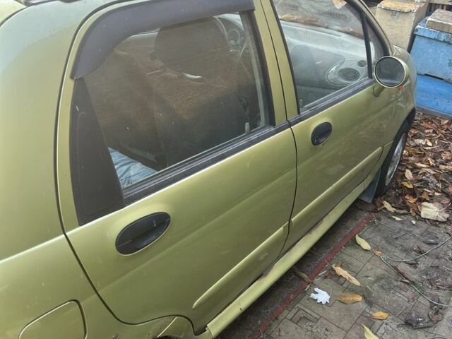 Жовтий Чері Кью Кью, об'ємом двигуна 1.1 л та пробігом 180 тис. км за 714 $, фото 3 на Automoto.ua