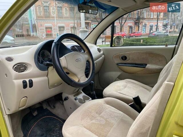 Жовтий Чері Кью Кью, об'ємом двигуна 1.08 л та пробігом 148 тис. км за 1750 $, фото 10 на Automoto.ua