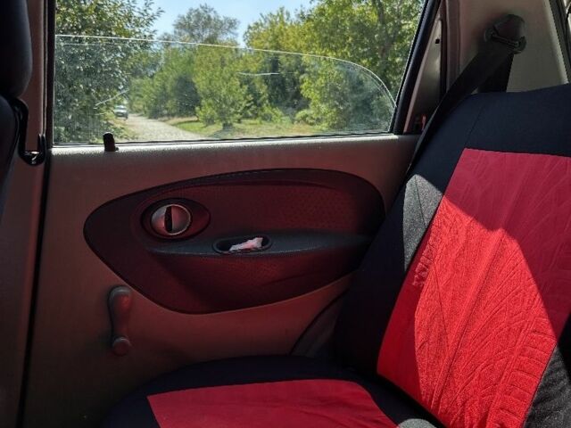 Серый Чери Кью Кью, объемом двигателя 1.1 л и пробегом 165 тыс. км за 1100 $, фото 5 на Automoto.ua