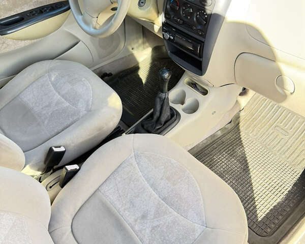 Сірий Чері Кью Кью, об'ємом двигуна 1.1 л та пробігом 168 тис. км за 1950 $, фото 7 на Automoto.ua