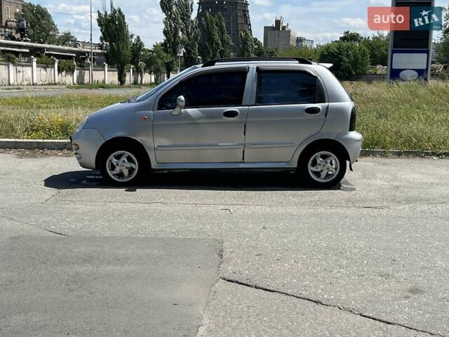 Сірий Чері Кью Кью, об'ємом двигуна 1.08 л та пробігом 95 тис. км за 2450 $, фото 26 на Automoto.ua