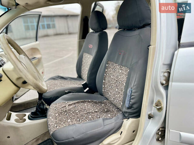 Серый Чери Кью Кью, объемом двигателя 1.08 л и пробегом 62 тыс. км за 2000 $, фото 14 на Automoto.ua