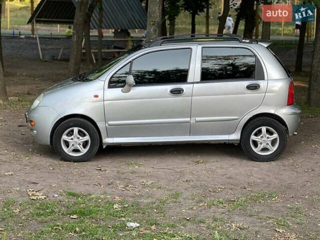 Сірий Чері Кью Кью, об'ємом двигуна 1.08 л та пробігом 108 тис. км за 1999 $, фото 12 на Automoto.ua