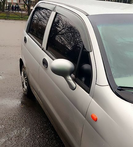 Серый Чери Кью Кью, объемом двигателя 1.1 л и пробегом 125 тыс. км за 1499 $, фото 2 на Automoto.ua