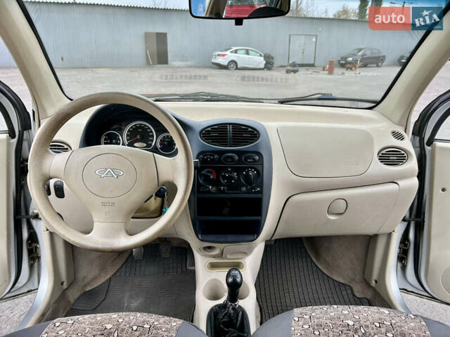 Серый Чери Кью Кью, объемом двигателя 1.08 л и пробегом 62 тыс. км за 2000 $, фото 16 на Automoto.ua