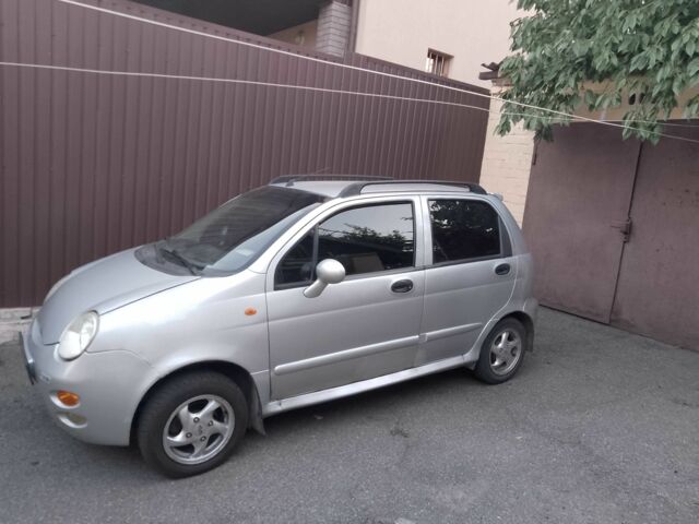 Сірий Чері Кью Кью, об'ємом двигуна 1.1 л та пробігом 130 тис. км за 2800 $, фото 2 на Automoto.ua