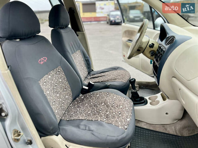 Серый Чери Кью Кью, объемом двигателя 1.08 л и пробегом 62 тыс. км за 2000 $, фото 11 на Automoto.ua