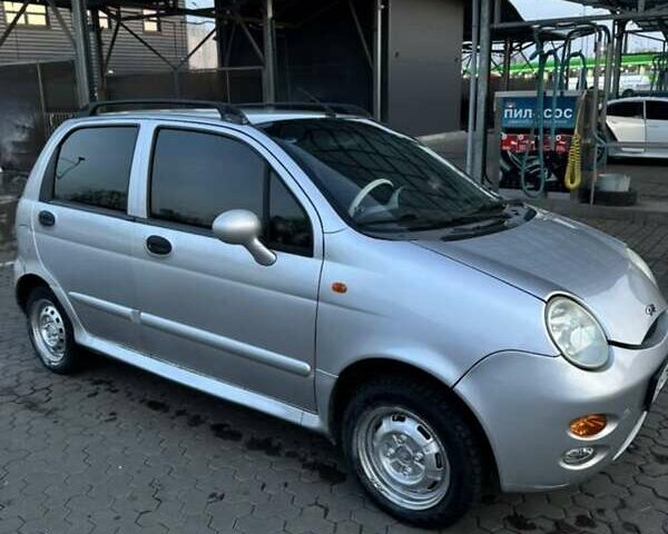 Сірий Чері Кью Кью, об'ємом двигуна 1.08 л та пробігом 140 тис. км за 1900 $, фото 5 на Automoto.ua