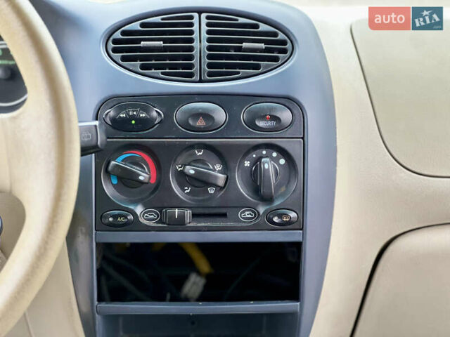 Серый Чери Кью Кью, объемом двигателя 1.08 л и пробегом 62 тыс. км за 2000 $, фото 17 на Automoto.ua