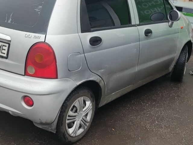 Сірий Чері Кью Кью, об'ємом двигуна 1 л та пробігом 115 тис. км за 1600 $, фото 7 на Automoto.ua