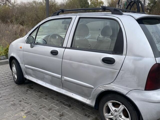 Серый Чери Кью Кью, объемом двигателя 1.1 л и пробегом 219 тыс. км за 2155 $, фото 4 на Automoto.ua