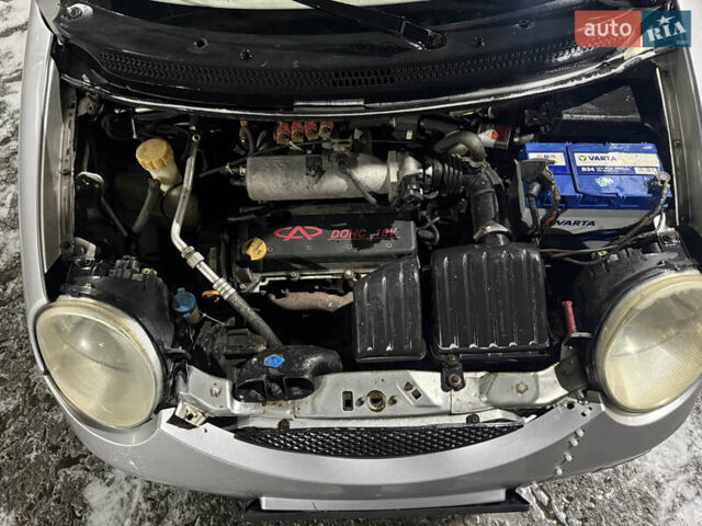 Серый Чери Кью Кью, объемом двигателя 1.08 л и пробегом 333 тыс. км за 1175 $, фото 6 на Automoto.ua