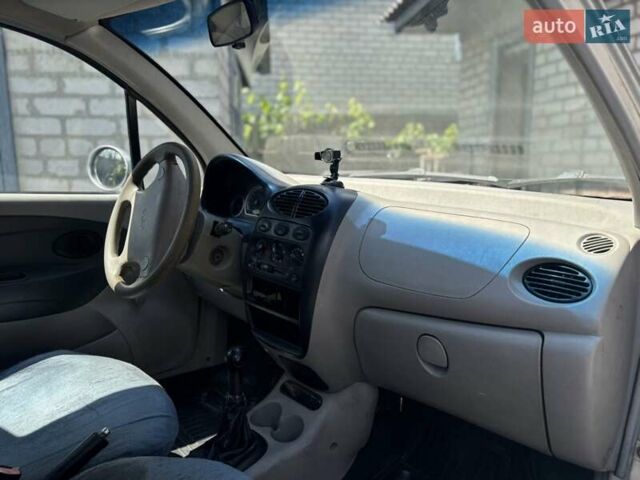 Сірий Чері Кью Кью, об'ємом двигуна 1.08 л та пробігом 90 тис. км за 2200 $, фото 6 на Automoto.ua