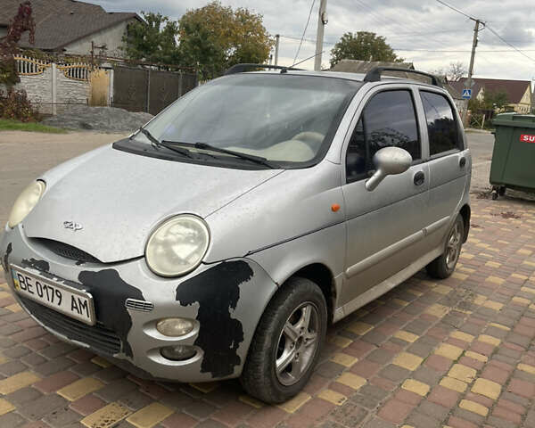 Серый Чери Кью Кью, объемом двигателя 1.1 л и пробегом 300 тыс. км за 1100 $, фото 6 на Automoto.ua