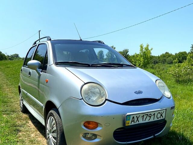 Сірий Чері Кью Кью, об'ємом двигуна 1.1 л та пробігом 123 тис. км за 1850 $, фото 5 на Automoto.ua