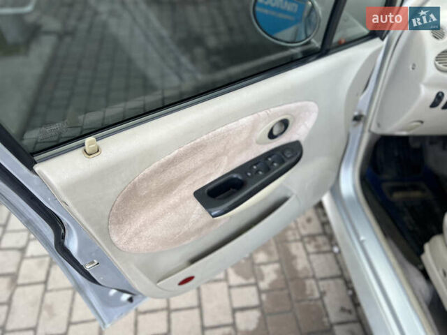 Серый Чери Кью Кью, объемом двигателя 1.08 л и пробегом 82 тыс. км за 2600 $, фото 6 на Automoto.ua