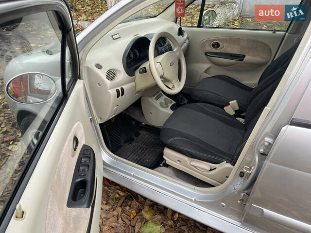 Чері Кью Кью 2011 у Прилуках на Automoto.ua Сірий Чері Кью Кью, об'ємом двигуна 1.08 л та пробігом 120 тис. км за 1999 $, фото 4 на Automoto.ua