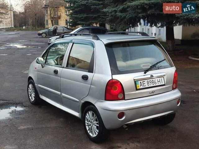 Сірий Чері Кью Кью, об'ємом двигуна 1.08 л та пробігом 119 тис. км за 1900 $, фото 3 на Automoto.ua