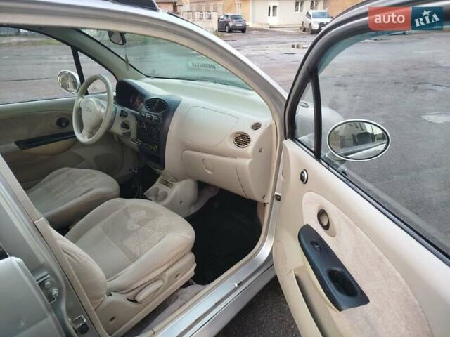 Сірий Чері Кью Кью, об'ємом двигуна 1.08 л та пробігом 119 тис. км за 1900 $, фото 10 на Automoto.ua