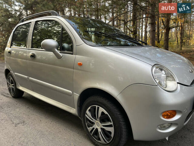 Сірий Чері Кью Кью, об'ємом двигуна 1.08 л та пробігом 67 тис. км за 2700 $, фото 12 на Automoto.ua