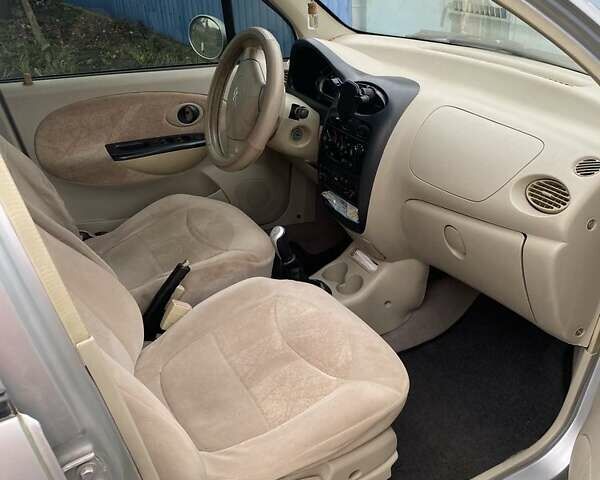 Серый Чери Кью Кью, объемом двигателя 1.1 л и пробегом 135 тыс. км за 3700 $, фото 20 на Automoto.ua