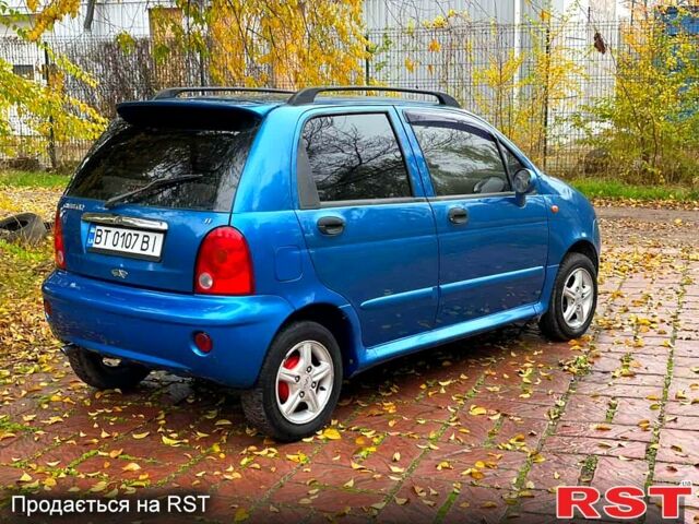 Синий Чери Кью Кью, объемом двигателя 1.1 л и пробегом 100 тыс. км за 2550 $, фото 3 на Automoto.ua