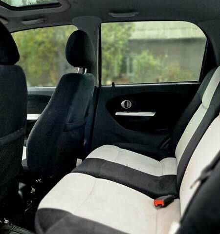 Синий Чери Кью Кью, объемом двигателя 1.1 л и пробегом 98 тыс. км за 3000 $, фото 5 на Automoto.ua