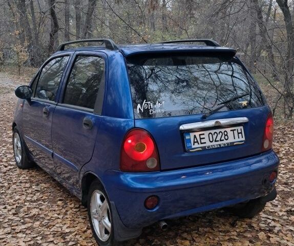 Синий Чери Кью Кью, объемом двигателя 1.1 л и пробегом 206 тыс. км за 2400 $, фото 4 на Automoto.ua