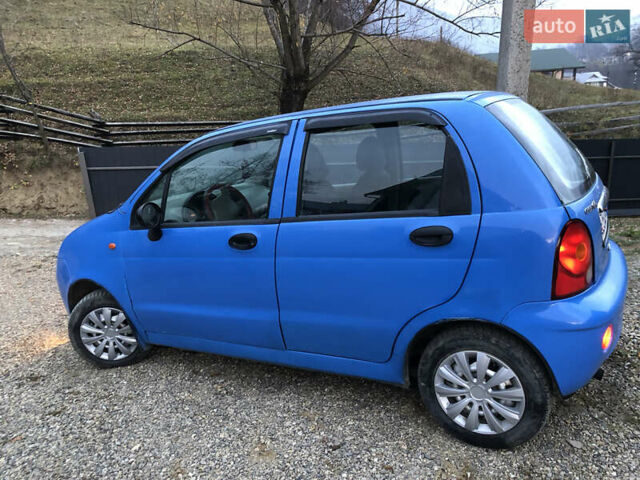 Синий Чери Кью Кью, объемом двигателя 1.1 л и пробегом 150 тыс. км за 1950 $, фото 7 на Automoto.ua