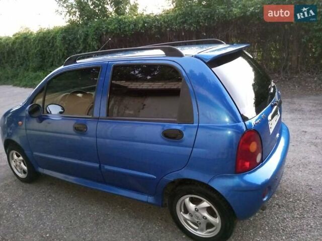 Синий Чери Кью Кью, объемом двигателя 1.1 л и пробегом 125 тыс. км за 3050 $, фото 3 на Automoto.ua