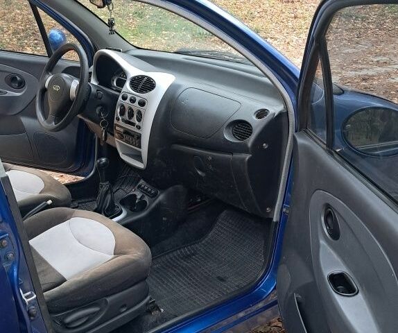 Синий Чери Кью Кью, объемом двигателя 1.1 л и пробегом 206 тыс. км за 2400 $, фото 10 на Automoto.ua