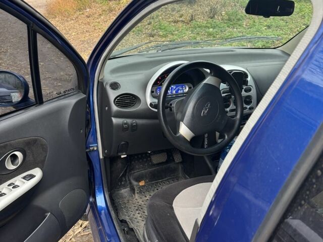 Синий Чери Кью Кью, объемом двигателя 1.1 л и пробегом 80 тыс. км за 2000 $, фото 5 на Automoto.ua