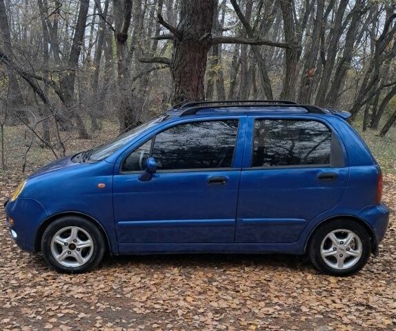 Синий Чери Кью Кью, объемом двигателя 1.1 л и пробегом 206 тыс. км за 2400 $, фото 5 на Automoto.ua