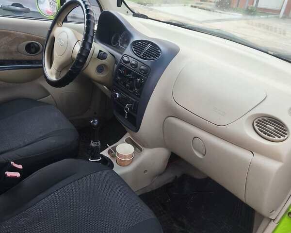 Зелений Чері Кью Кью, об'ємом двигуна 1.08 л та пробігом 110 тис. км за 1900 $, фото 5 на Automoto.ua