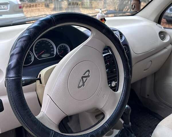 Зелений Чері Кью Кью, об'ємом двигуна 1.08 л та пробігом 99 тис. км за 2000 $, фото 2 на Automoto.ua