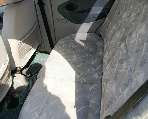 Зелений Чері Кью Кью, об'ємом двигуна 1.08 л та пробігом 92 тис. км за 1700 $, фото 4 на Automoto.ua