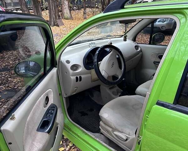 Зелений Чері Кью Кью, об'ємом двигуна 1.08 л та пробігом 99 тис. км за 2000 $, фото 3 на Automoto.ua