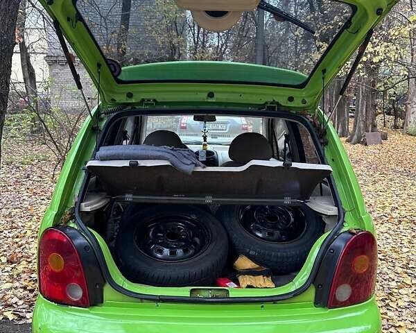 Зелений Чері Кью Кью, об'ємом двигуна 1.08 л та пробігом 99 тис. км за 2000 $, фото 13 на Automoto.ua