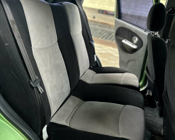 Зеленый Чери Кью Кью, объемом двигателя 1.08 л и пробегом 21 тыс. км за 1800 $, фото 9 на Automoto.ua