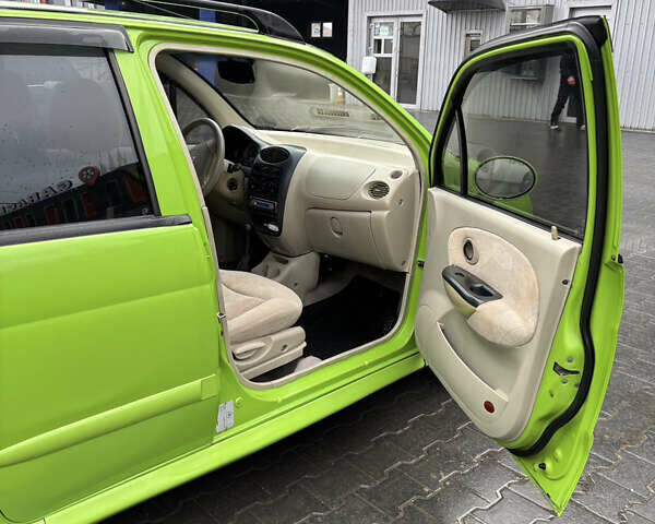 Зелений Чері Кью Кью, об'ємом двигуна 1.08 л та пробігом 131 тис. км за 2050 $, фото 6 на Automoto.ua